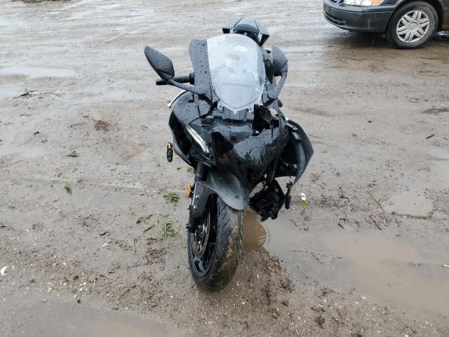 2024 Yamaha YZFR7