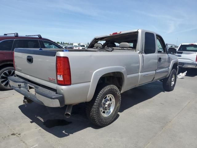 2004 GMC Sierra K2500 Heavy Duty