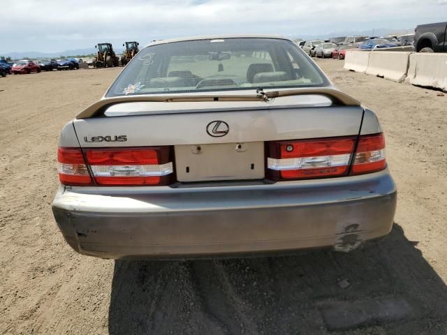 2000 Lexus ES 300