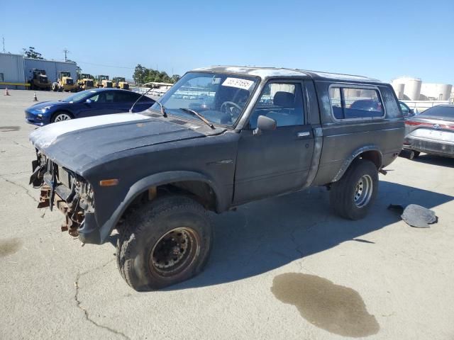 1982 Toyota Pickup RN38