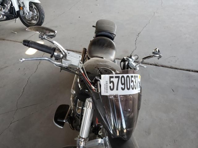 2007 Victory Kingpin