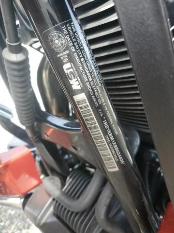 2011 Harley-Davidson Flhx