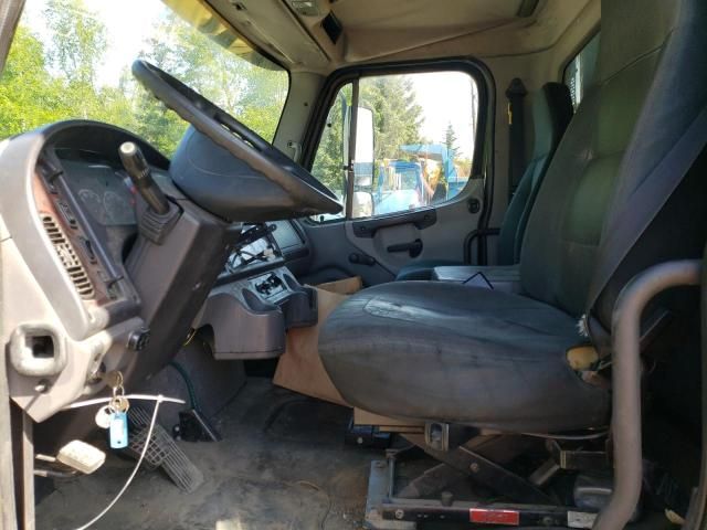 2007 Freightliner M2 106 Medium Duty