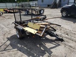 Salvage trucks for sale at Spartanburg, SC auction: 2016 Carry-On Utility Trailer