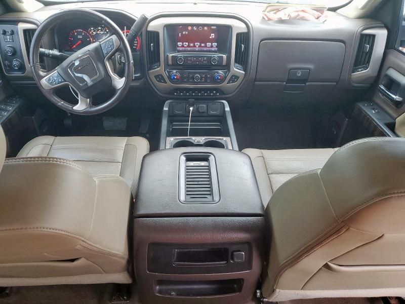 2016 GMC Sierra K2500 Denali