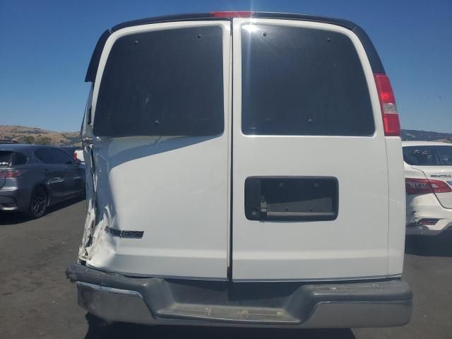 2019 Chevrolet Express G3500 LT