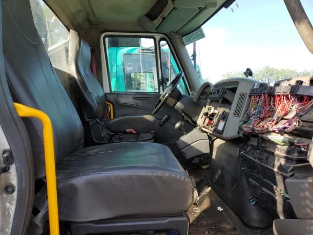 2013 International 4400 Rollback Truck