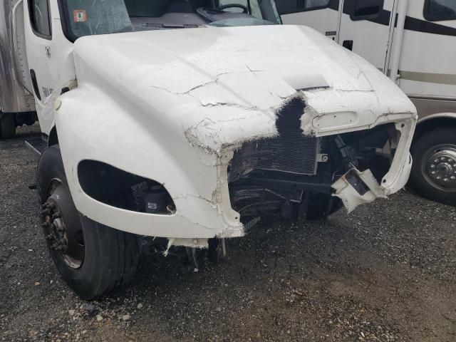 2015 Freightliner Business Class M2 Refrigerated Truck