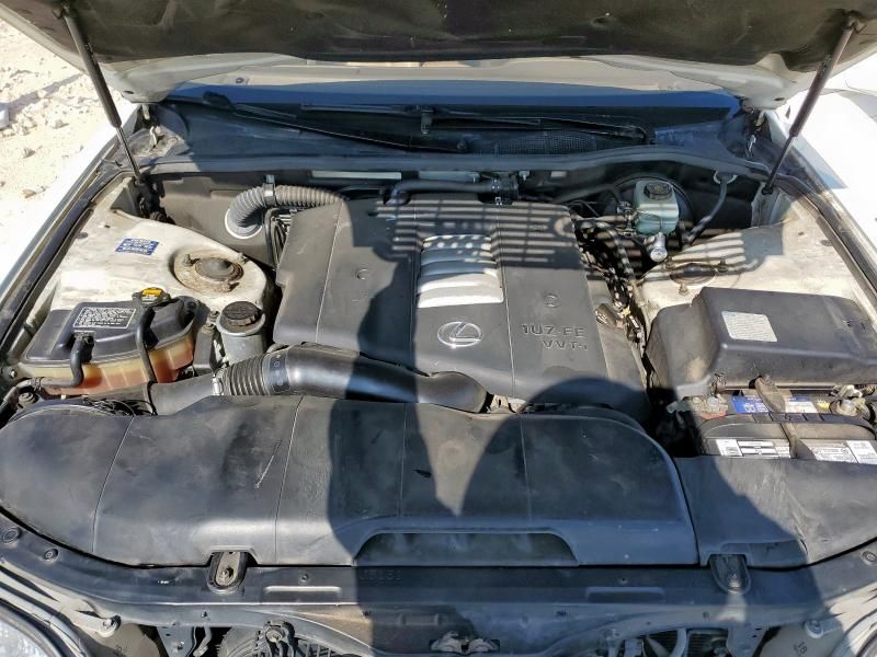 1998 Lexus LS 400