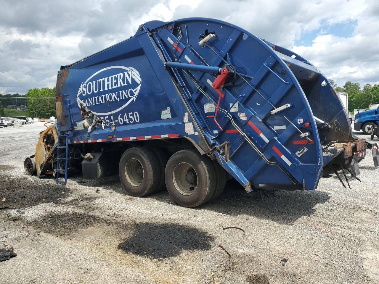 2017 Freightliner Business Class M2 Refuse Truck