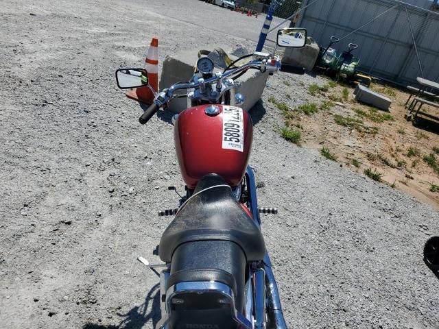 2000 Honda VT1100 C2