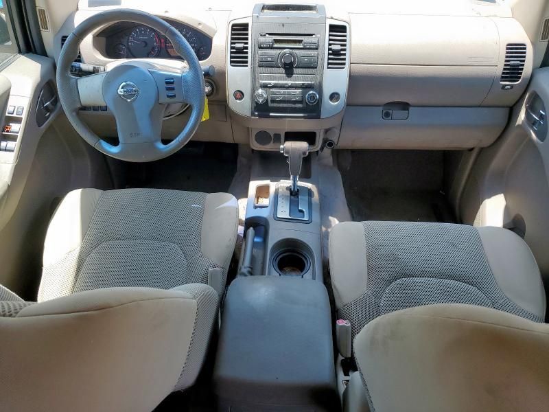 2009 Nissan Frontier Crew Cab SE
