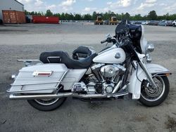 Salvage motorcycles for sale at Lumberton, NC auction: 2004 Harley-Davidson Flhtcui