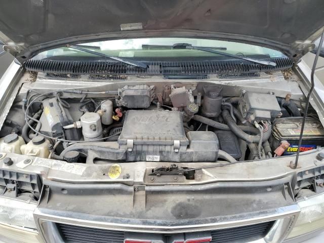 2001 GMC Safari XT