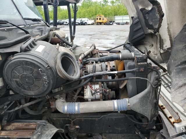 2006 Freightliner Columbia 102 Car Carrier Truck With Car Carrier TR