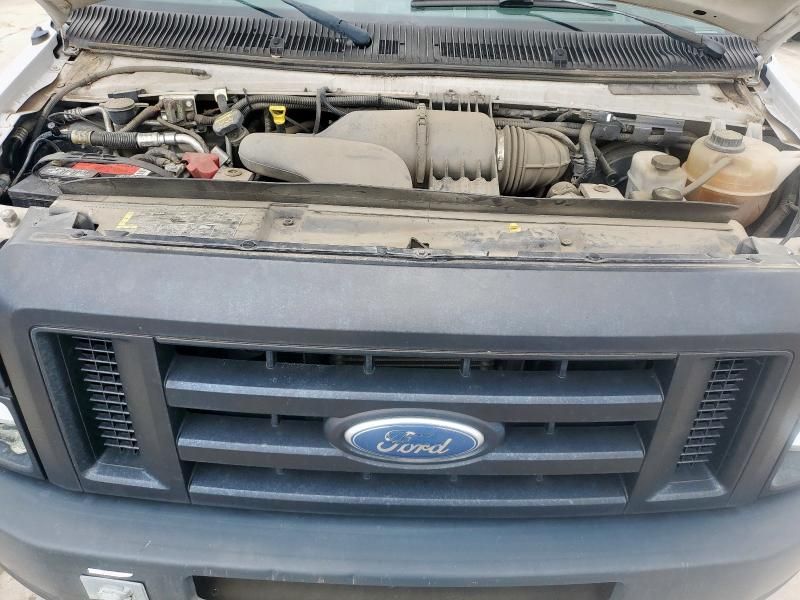 2010 Ford Econoline E250 Van