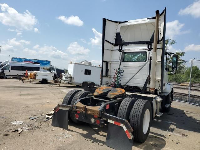 2018 Volvo VNL Semi Truck