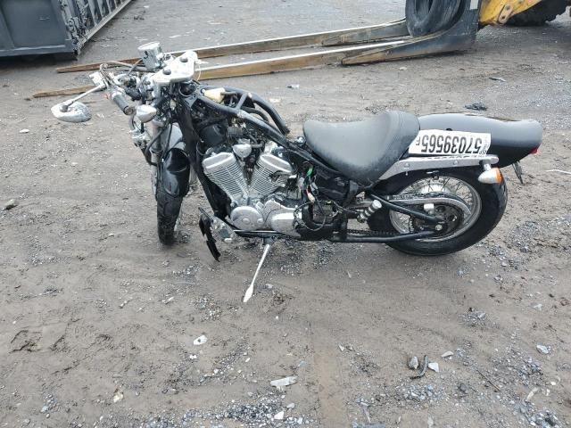 2004 Honda VT600 CD