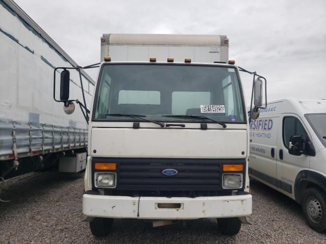 1996 Ford Low Tilt Cargo CF7000
