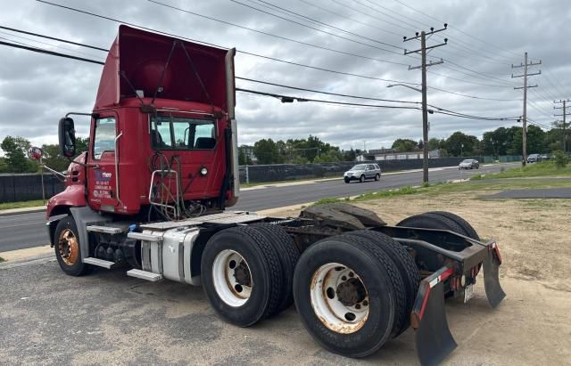 2013 Mack 600 CXU600
