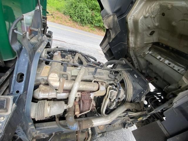 2009 Isuzu T8F042-FXR