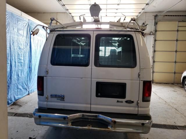 2014 Ford Econoline E250 Van