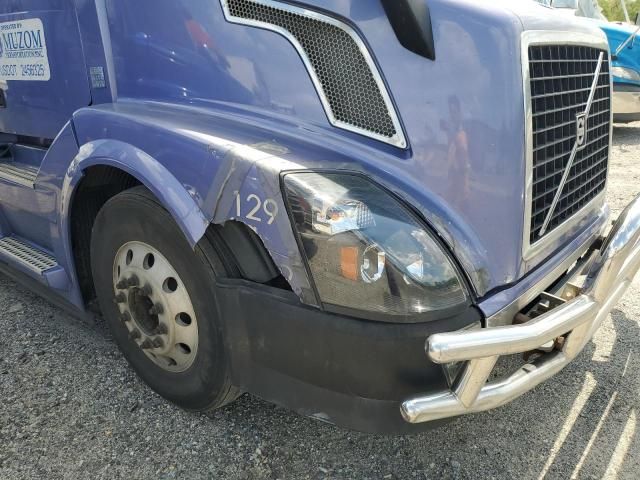 2015 Volvo VNL Semi Truck