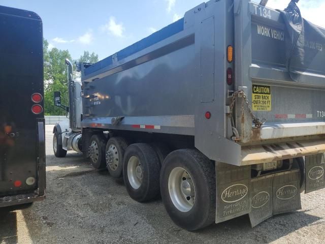 2021 Peterbilt 567
