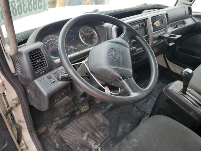 2014 Hino 258 268