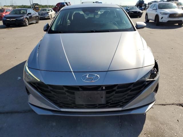 2023 Hyundai Elantra se