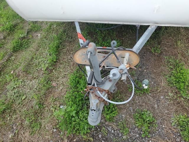 2000 Aeroliner CUB