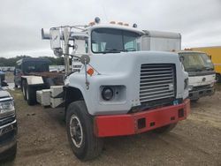 Mack Vehiculos salvage en venta: 1997 Mack DM688S ROLL-OFF Container Truck