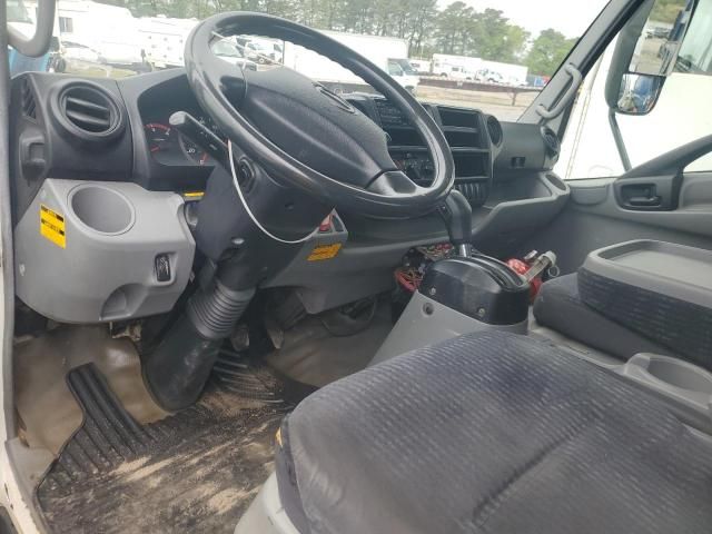 2016 Hino 195