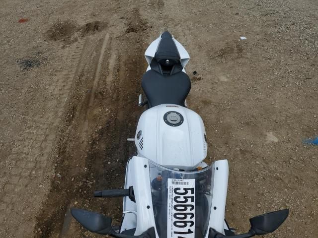 2023 Yamaha YZFR7