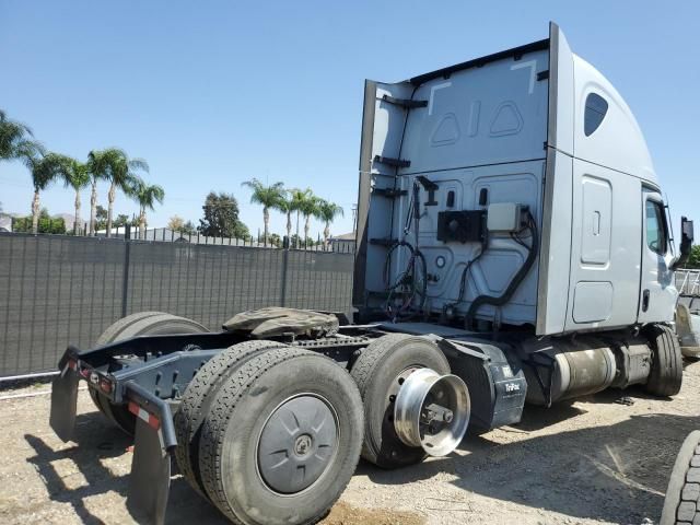 2023 Freightliner Cascadia 126 Semi Truck