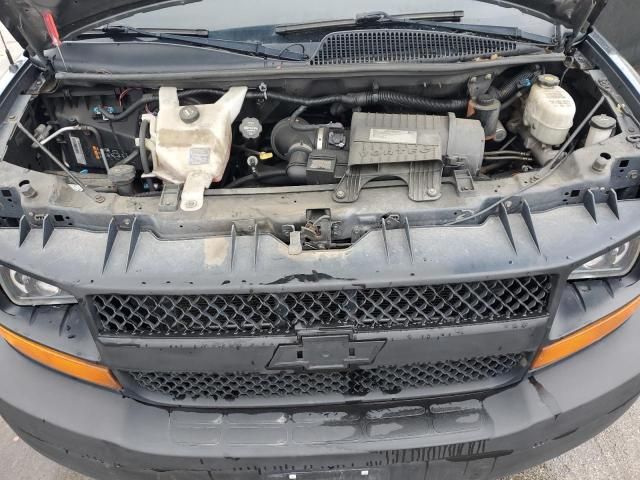 2017 Chevrolet Express G2500