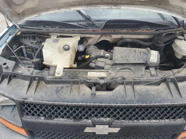 2005 Chevrolet Express G2500