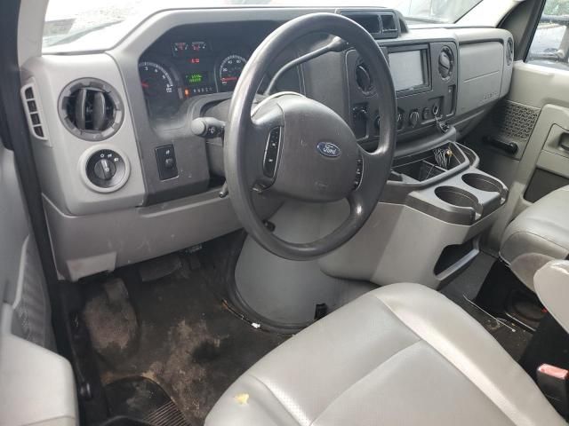2013 Ford Econoline E250 Van