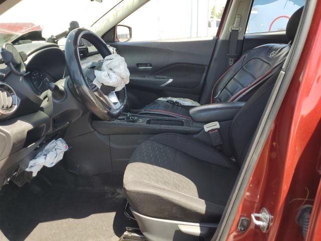 2024 Nissan Kicks sv