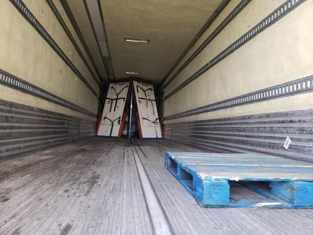 2012 Utility VS2RA Refrigerated Van Trailer