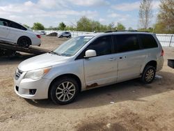 Salvage trucks for sale at London, ON auction: 2009 Volkswagen Routan SEL