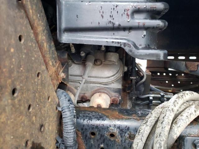 2012 Isuzu NPR HD