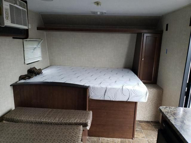 2015 Keystone 2015 Dutchman Hideout