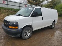 Camiones salvage a la venta en subasta: 2020 Chevrolet Express G2500