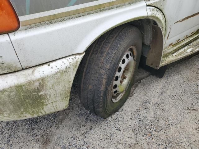 1998 Winnebago 1998 Volkswagen Eurovan