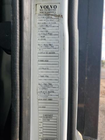 2019 Volvo VHD Grapple Crane Truck