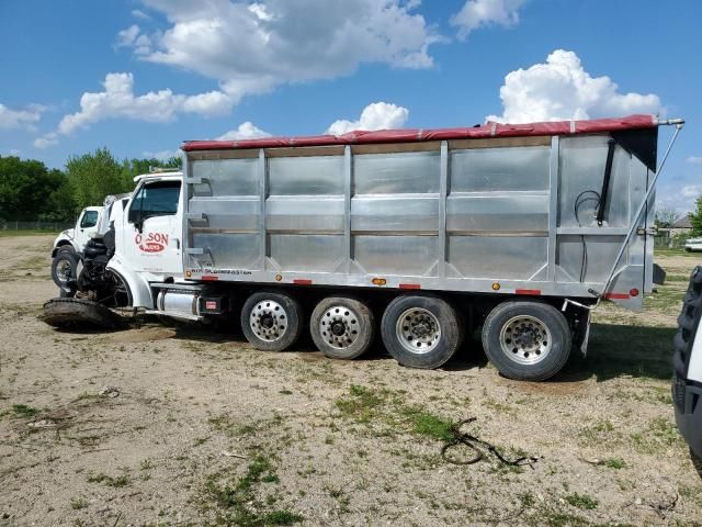 1998 Ford AT9513 Grain Truck