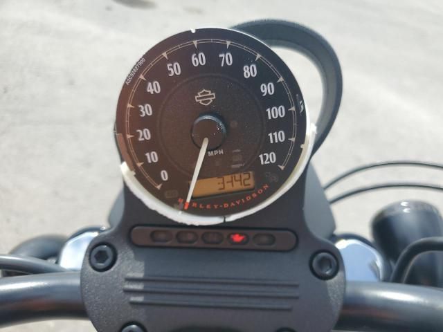2016 Harley-Davidson XL883 Iron 883
