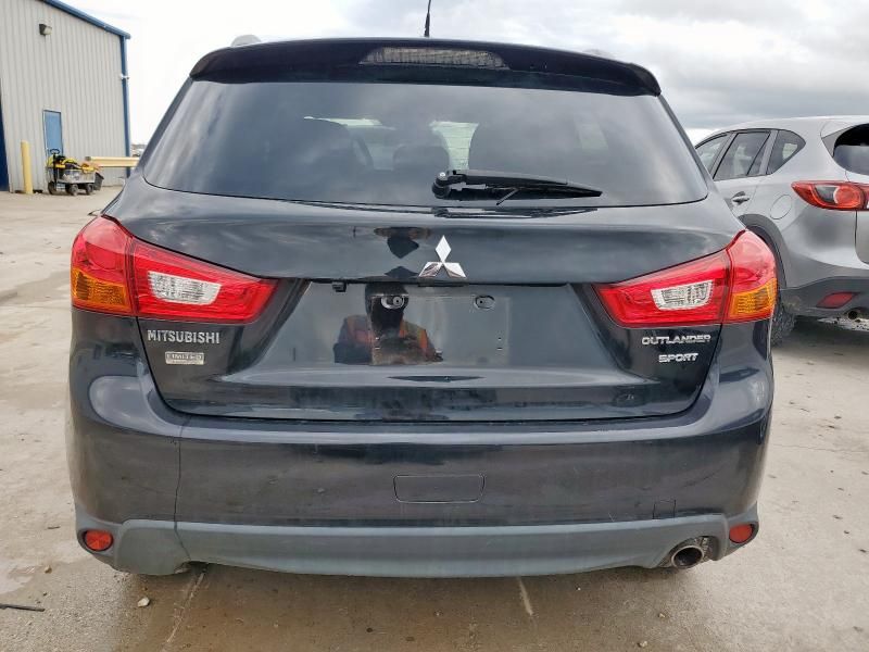 2013 Mitsubishi Outlander Sport LE
