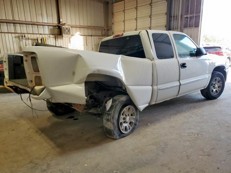 2007 GMC New Sierra C1500 Classic
